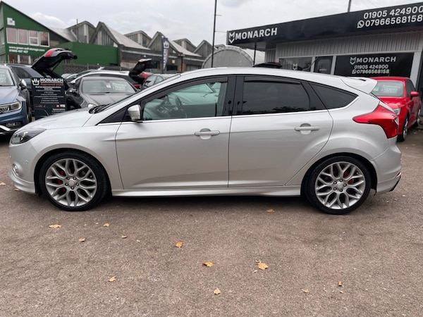 Used Ford Focus 2013 for sale - 76312949: Photo 6