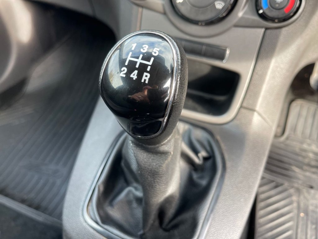 Used Ford Fiesta Van 2014 for sale - 76417951: Photo 18