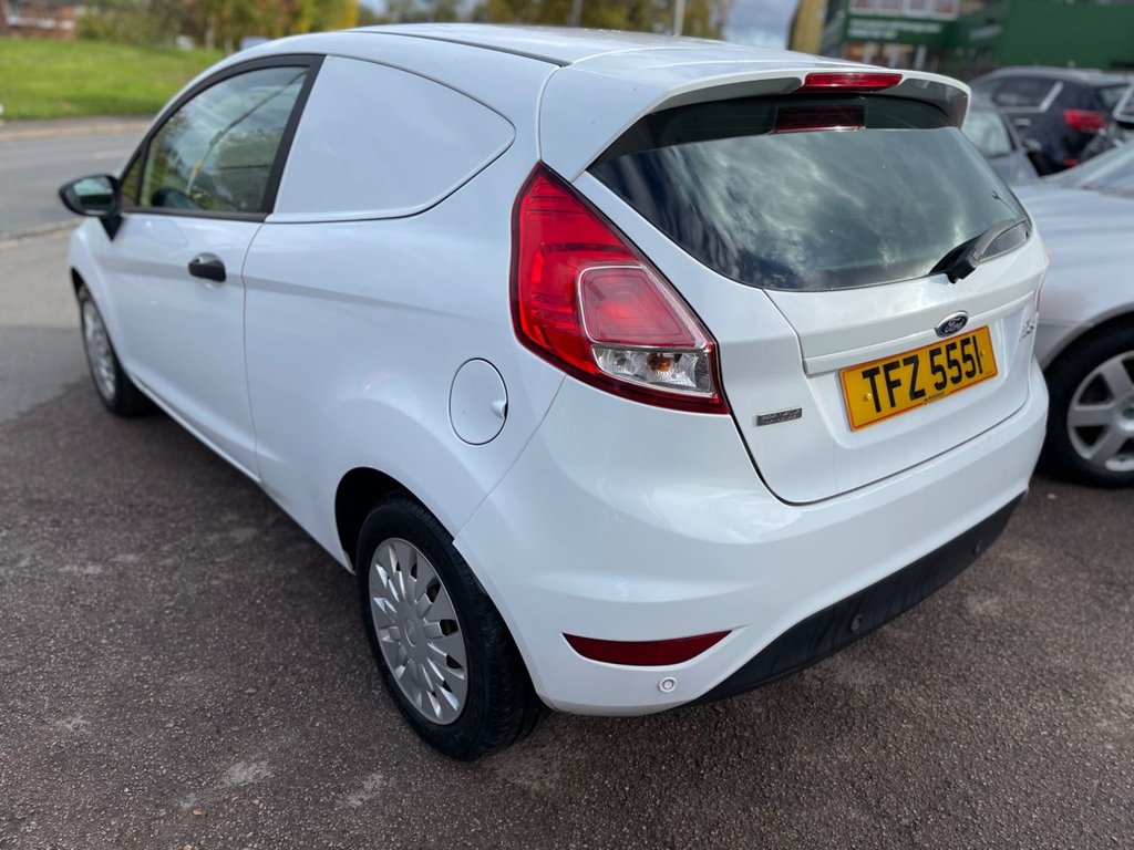 Used Ford Fiesta Van 2014 for sale - 76417951: Photo 6