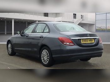 Used Mercedes-Benz C-Class 2015 for sale - 75585343: Photo
