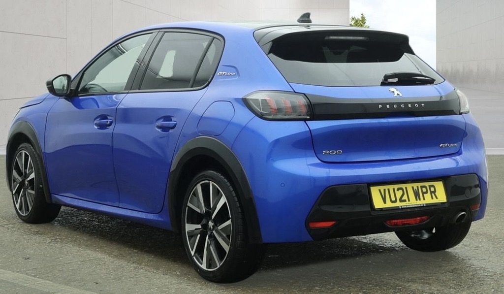 Used Peugeot 208 2021 for sale - 78096695: Photo 2