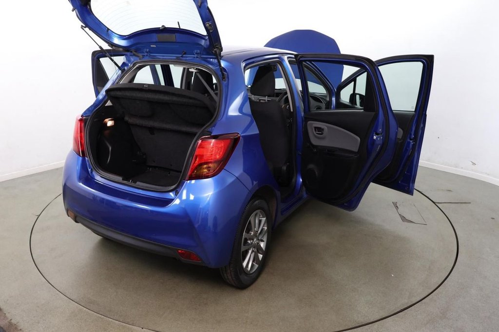 Used Toyota Yaris 2015 for sale - 76501031: Photo 13