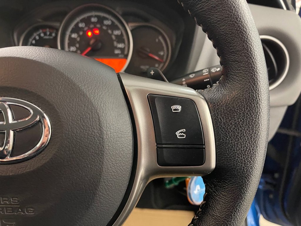 Used Toyota Yaris 2015 for sale - 76501031: Photo 29