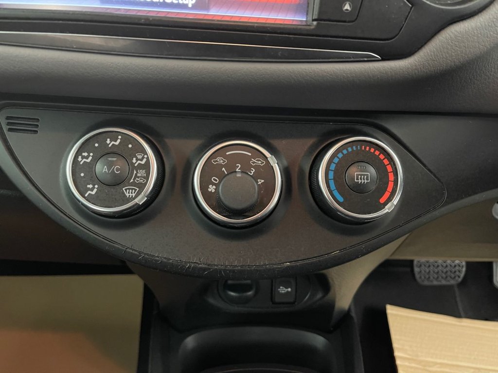 Used Toyota Yaris 2015 for sale - 76501031: Photo 34