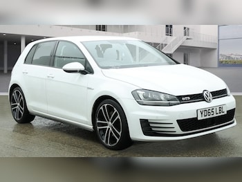 Used Volkswagen Golf 2015 for sale - 77422477: Photo