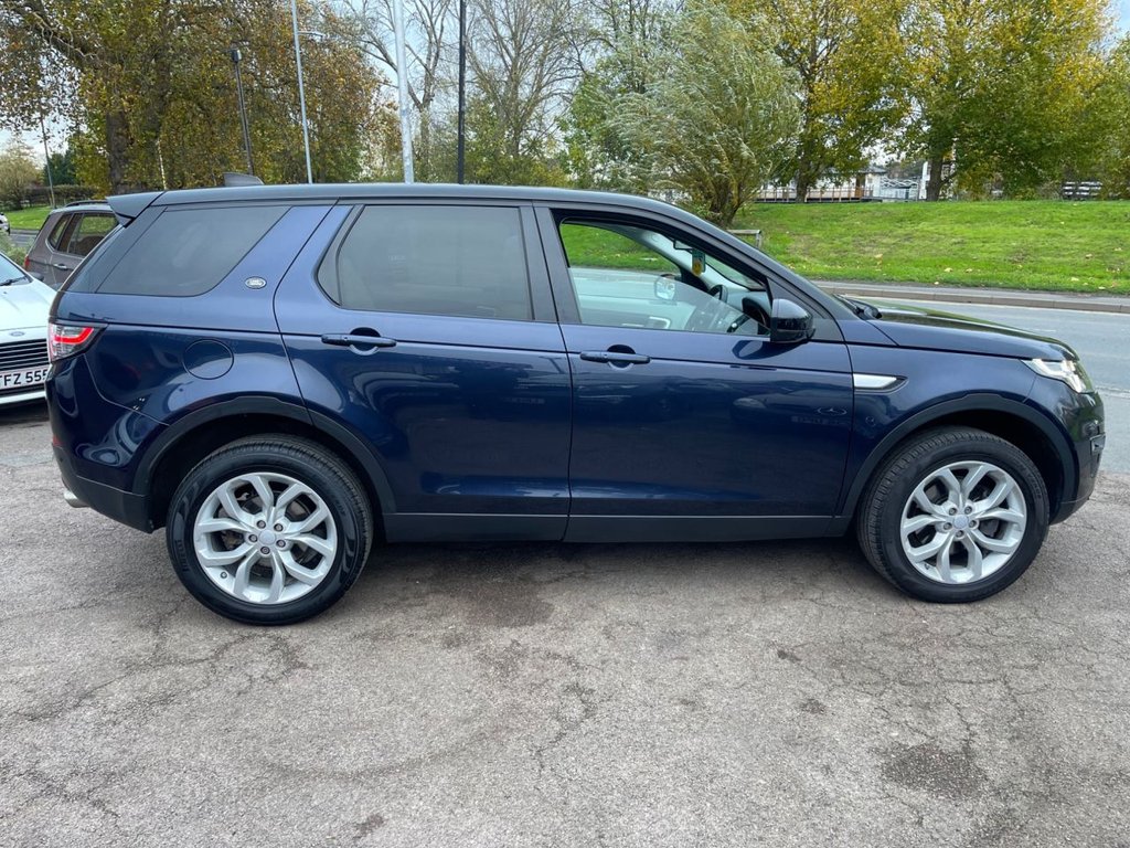 Used Land Rover Discovery Sport 2017 for sale - 76420077: Photo 7