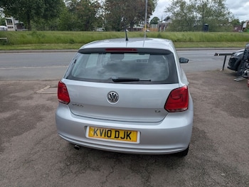 Used Volkswagen Polo 2010 for sale - 78431212: Photo