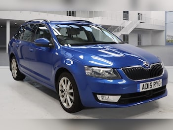 Used Skoda Octavia 2015 for sale - 75515638: Photo