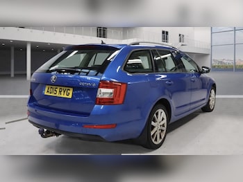 Used Skoda Octavia 2015 for sale - 75515638: Photo