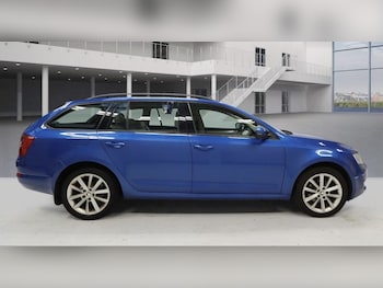 Used Skoda Octavia 2015 for sale - 75515638: Photo