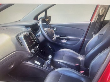 Used Renault Captur 2016 for sale - 79129660: Photo