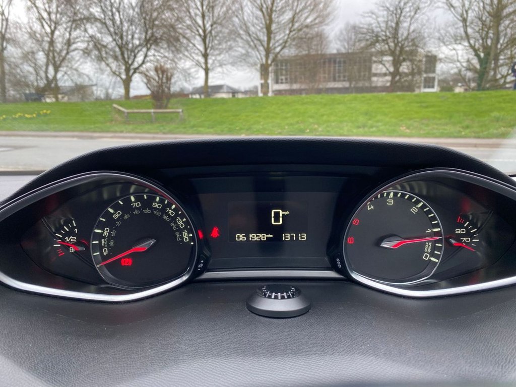 Used Peugeot 308 2016 for sale - 77583328: Photo 14