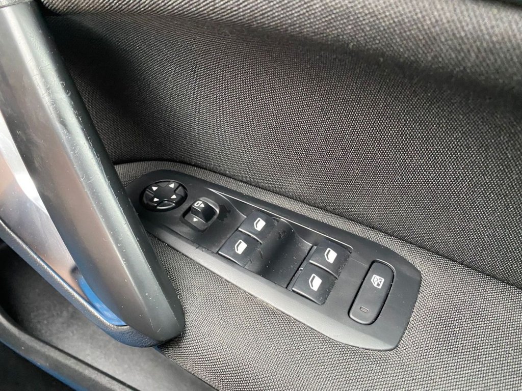 Used Peugeot 308 2016 for sale - 77583328: Photo 17