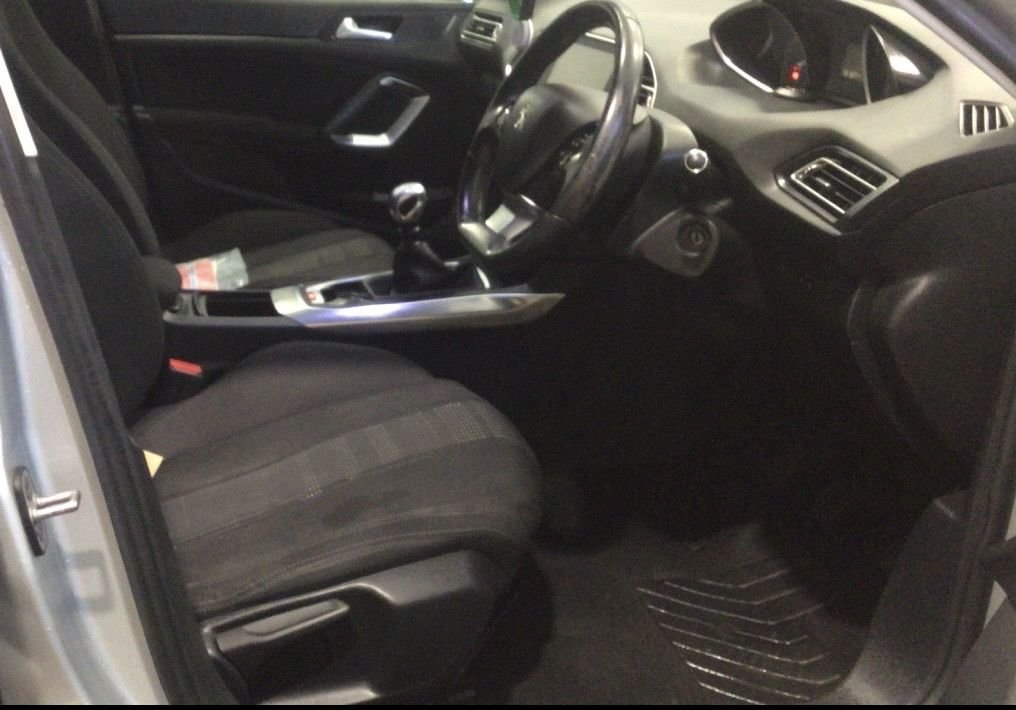 Used Peugeot 308 2016 for sale - 77583328: Photo 3