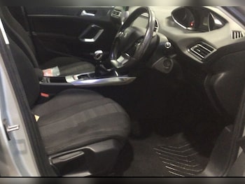 Used Peugeot 308 2016 for sale - 77583328: Photo