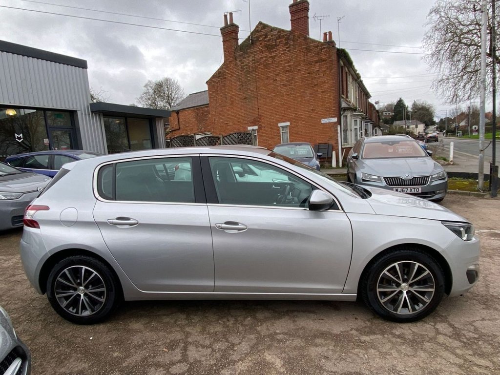 Used Peugeot 308 2016 for sale - 77583328: Photo 4