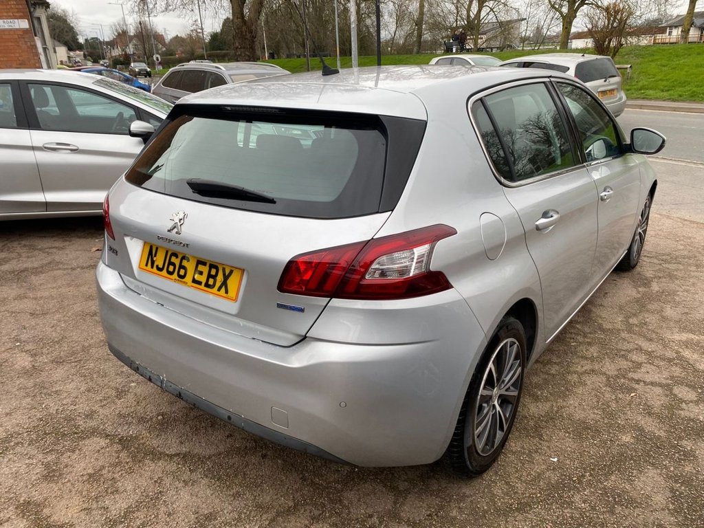 Used Peugeot 308 2016 for sale - 77583328: Photo 6