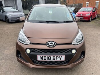 Used Hyundai i10 2018 for sale - 77792397: Photo
