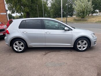Used Volkswagen Golf 2016 for sale - 75403329: Photo