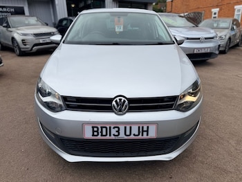 Used Volkswagen Polo 2013 for sale - 79300632: Photo