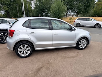 Used Volkswagen Polo 2013 for sale - 79300632: Photo