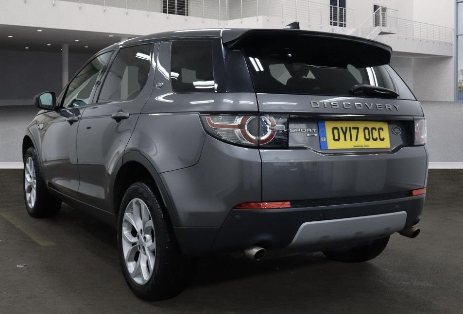 Used Land Rover Discovery Sport 2017 for sale - 77139692: Photo 2