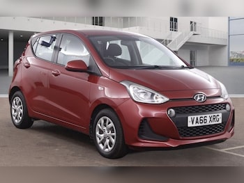 Used Hyundai i10 2017 for sale - 77437335: Photo