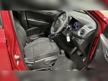 Used Hyundai i10 2017 for sale - 77437335: Photo