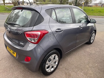 Used Hyundai i10 2014 for sale - 77976387: Photo