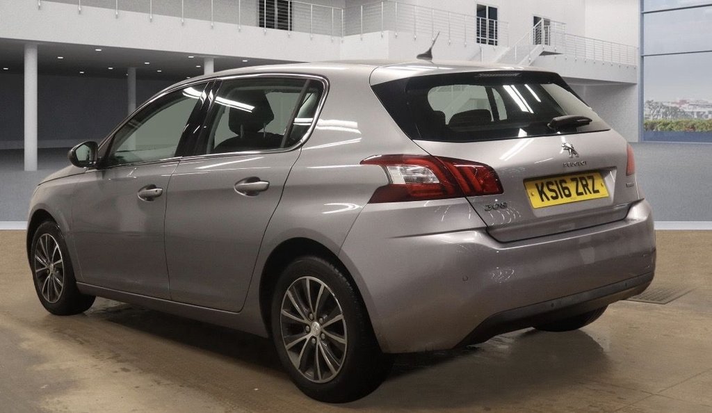 Used Peugeot 308 2016 for sale - 77276292: Photo 2
