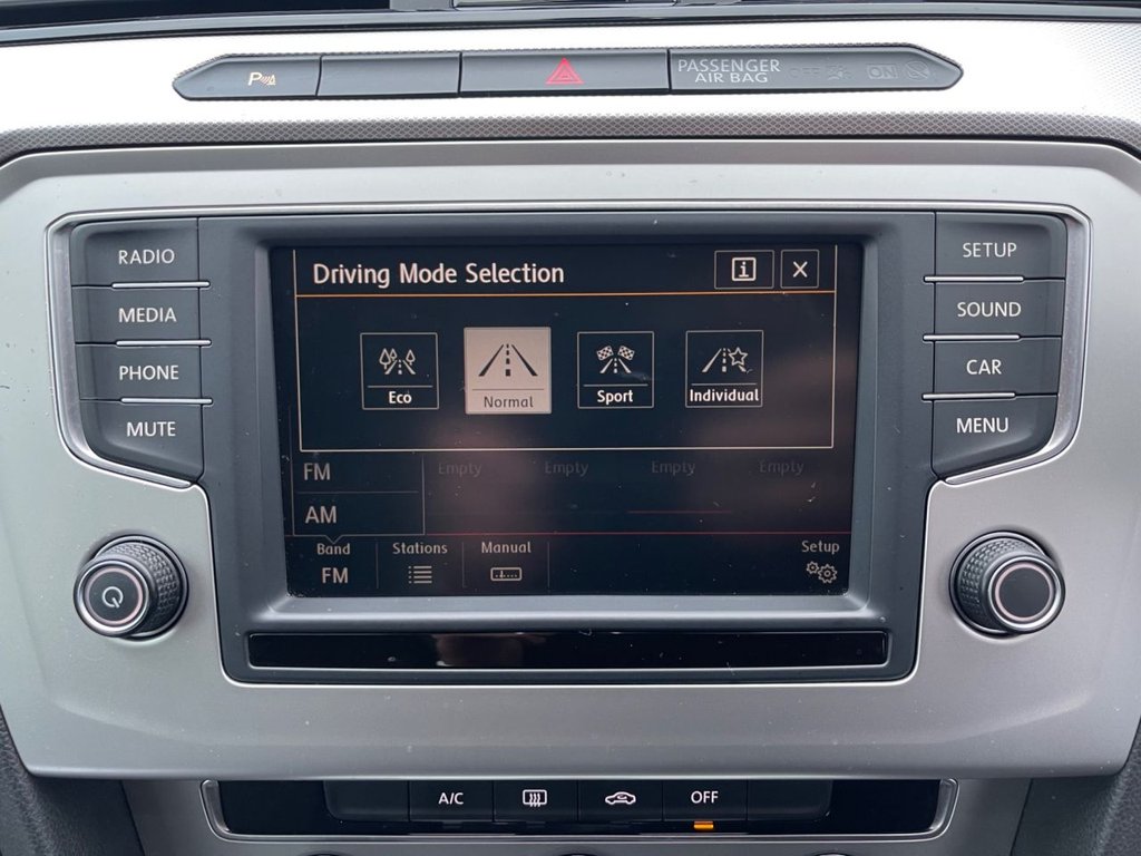 Used Volkswagen Passat 2015 for sale - 77734220: Photo 30