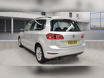 Used Volkswagen Golf SV 2015 for sale - 75758539: Photo