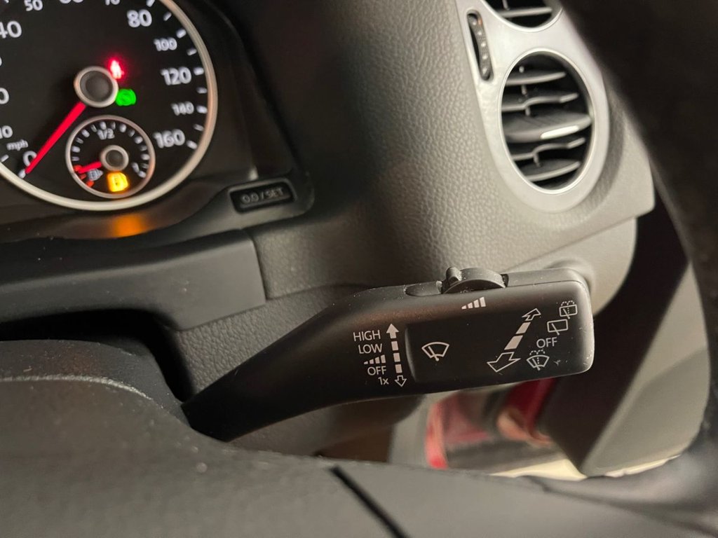 Used Volkswagen Tiguan 2014 for sale - 76459309: Photo 28