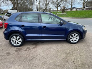 Used Volkswagen Polo 2011 for sale - 77734627: Photo