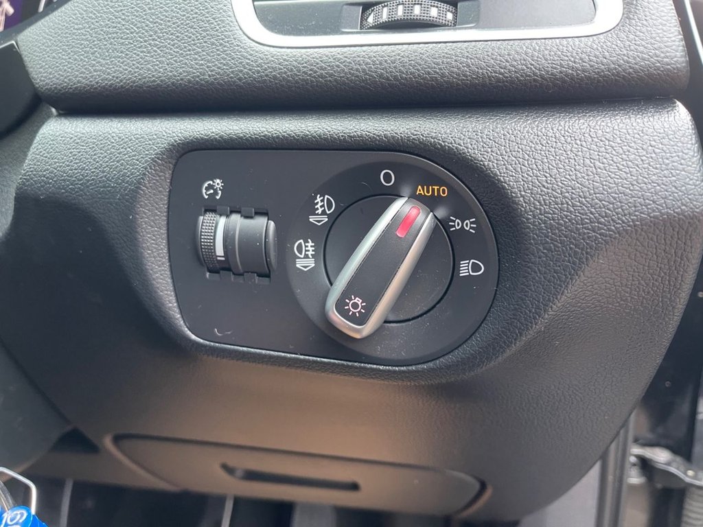 Used Audi Q3 2012 for sale - 76345689: Photo 16