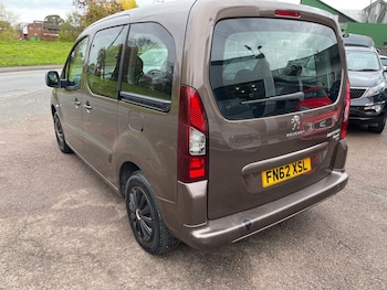 Used Peugeot Partner Tepee 2012 for sale - 76395662: Photo