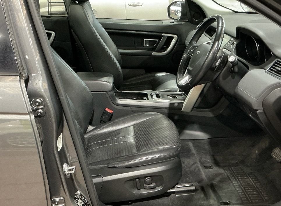 Used Land Rover Discovery Sport 2018 for sale - 77673647: Photo 2