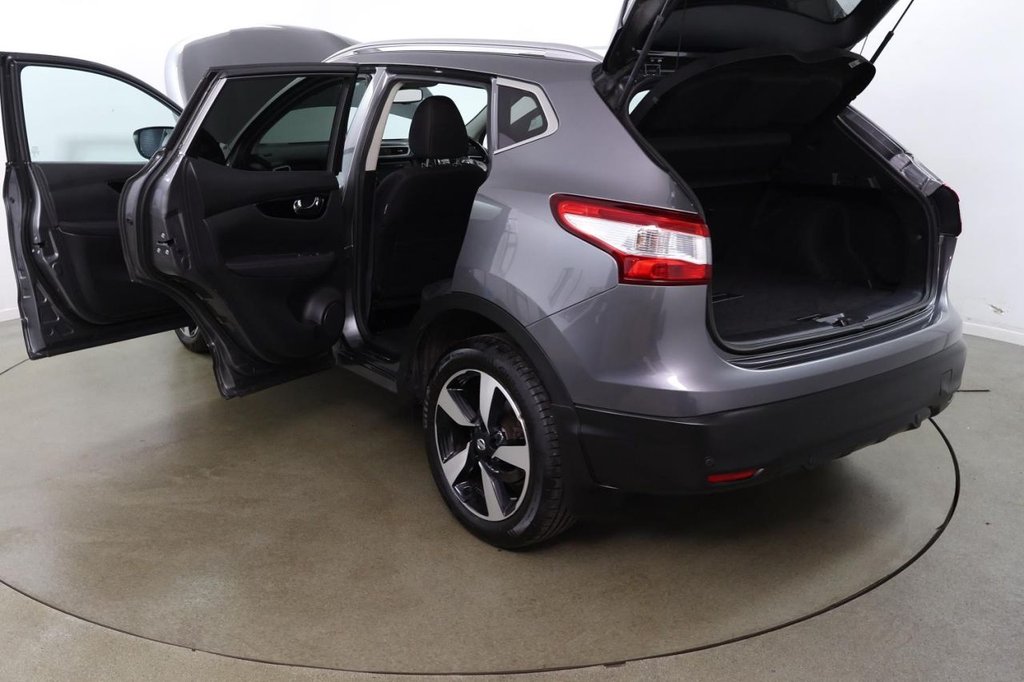 Used Nissan Qashqai 2017 for sale - 76855176: Photo 15