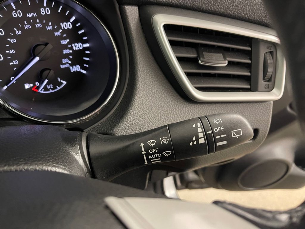 Used Nissan Qashqai 2017 for sale - 76855176: Photo 32