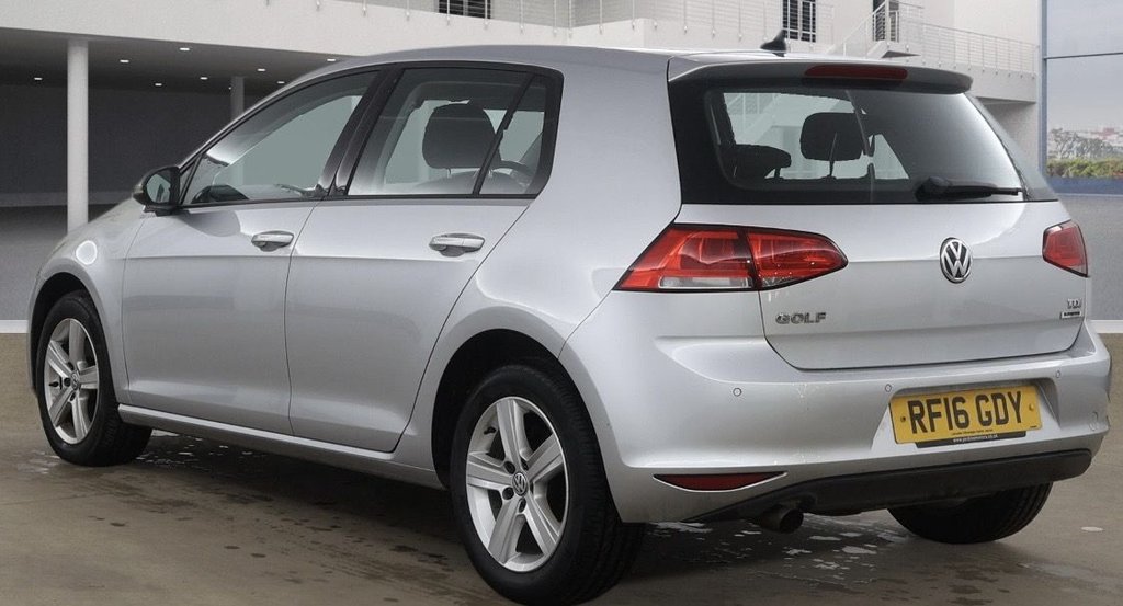 Used Volkswagen Golf 2016 for sale - 77583408: Photo 2