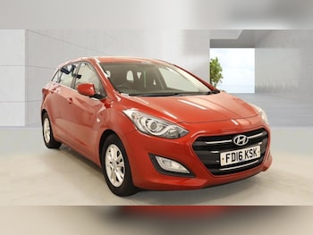 Used Hyundai i30 2016 for sale - 78924053: Photo