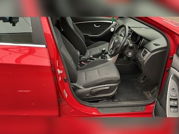 Used Hyundai i30 2016 for sale - 78924053: Photo