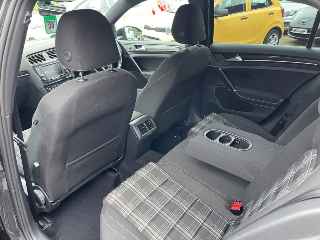 Used Volkswagen Golf 2016 for sale - 77820844: Photo 10