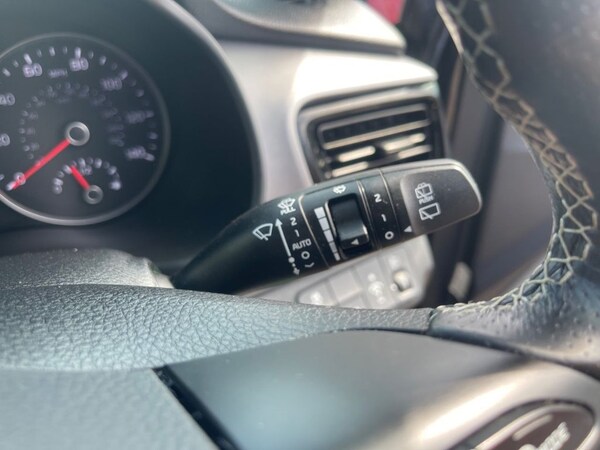 Used Kia Stonic 2019 for sale - 75537899: Photo 20