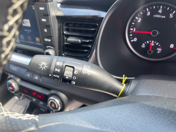 Used Kia Stonic 2019 for sale - 75537899: Photo 23