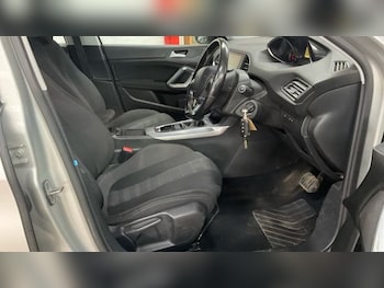 Used Peugeot 308 2015 for sale - 78488076: Photo
