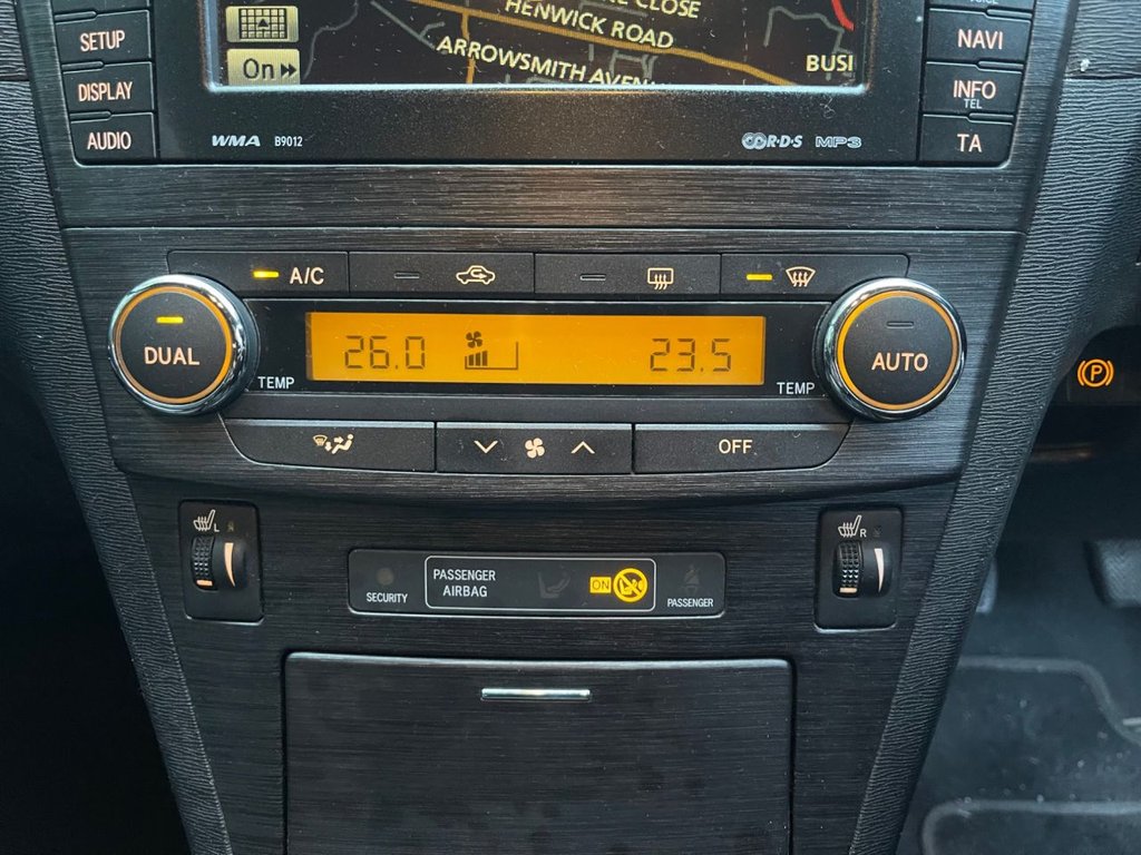 Used Toyota Avensis 2011 for sale - 76496634: Photo 13