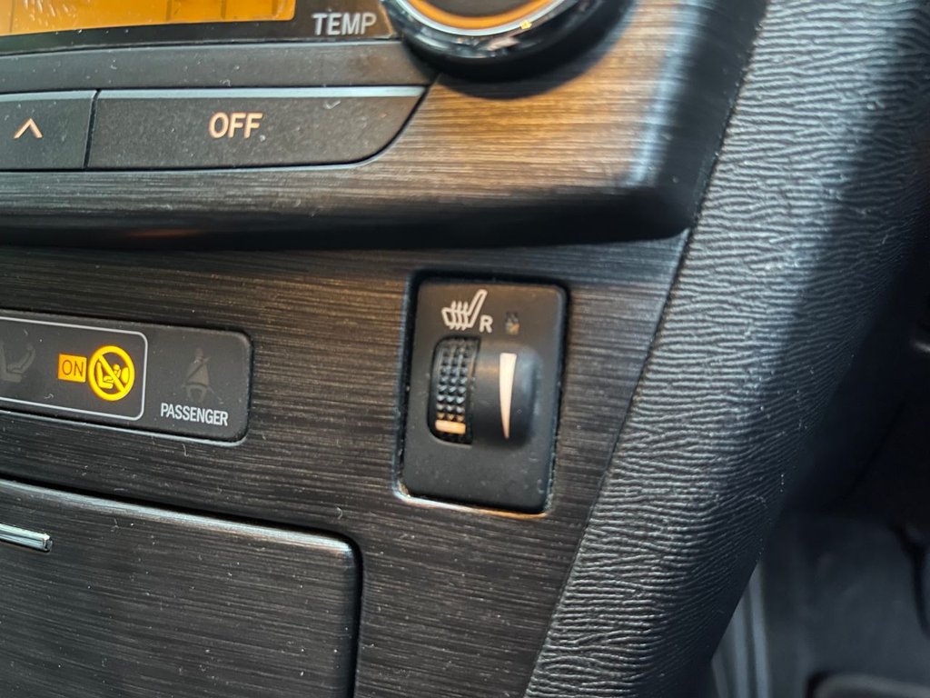 Used Toyota Avensis 2011 for sale - 76496634: Photo 14