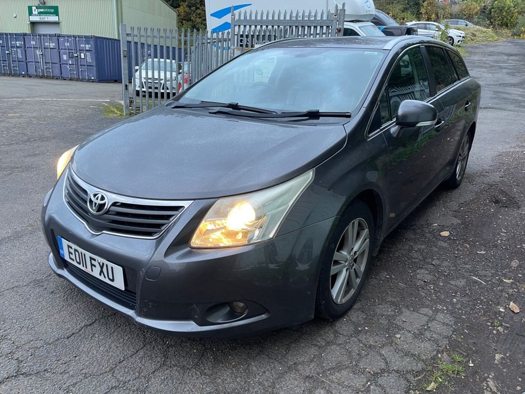 Used Toyota Avensis 2011 for sale - 76496634: Photo 2
