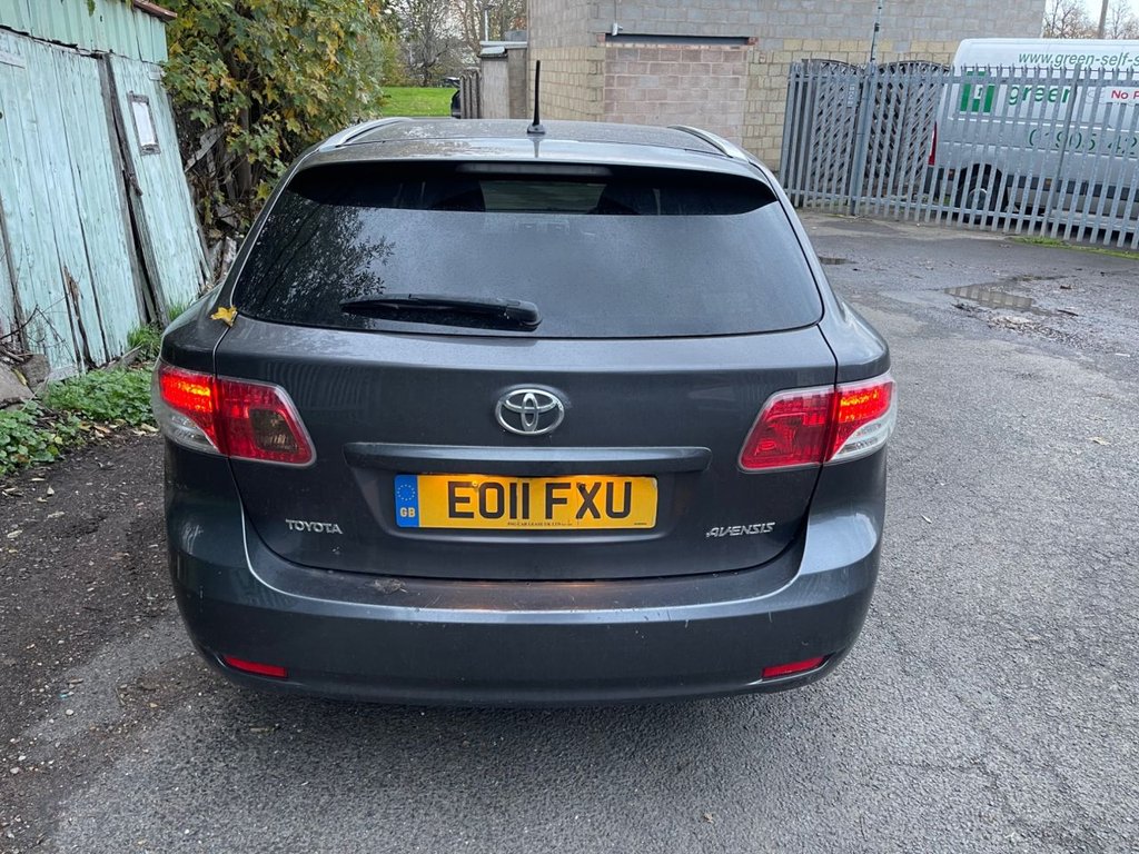 Used Toyota Avensis 2011 for sale - 76496634: Photo 4